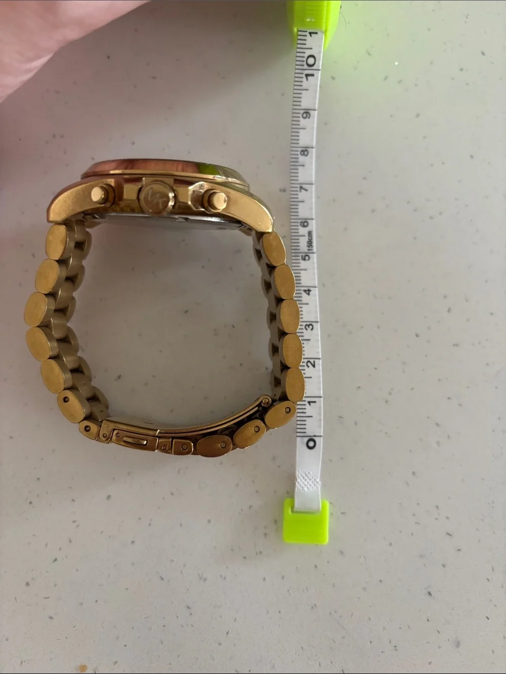 Michael Kors Gold and Black Womens Chronograph Bracelet Watch. needs new battery